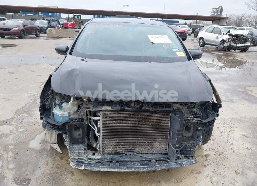 Photo 6 of 2018 Kia Forte LX (VIN 3KPFL4A78JE277976)