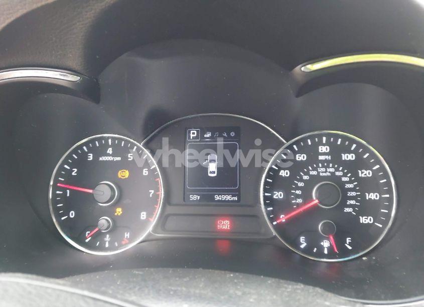 Photo 7 of 2018 Kia Forte LX (VIN 3KPFL4A78JE277976)