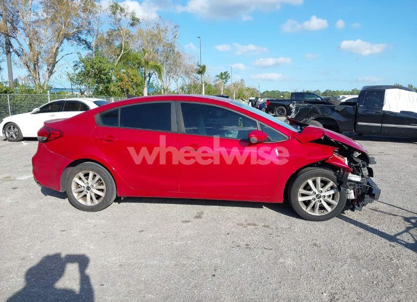 Photo 13 of 2017 Kia Forte S (VIN 3KPFL4A79HE025499)