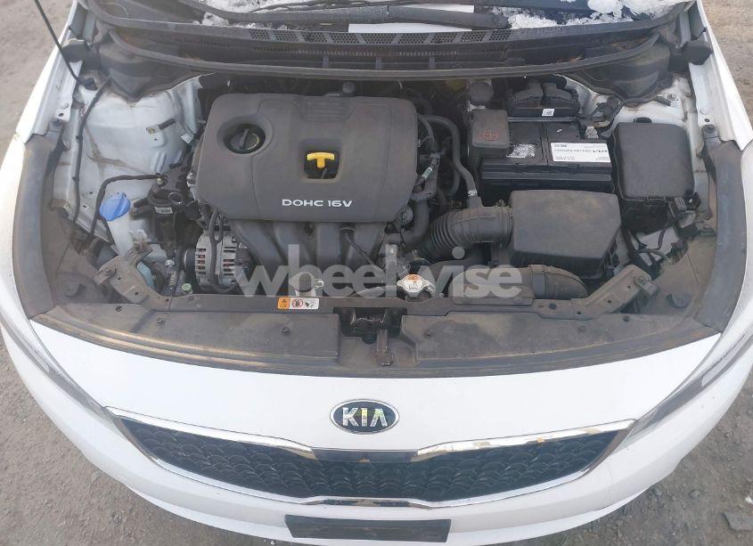 Photo 10 of 2017 Kia Forte LX (VIN 3KPFL4A79HE081555)