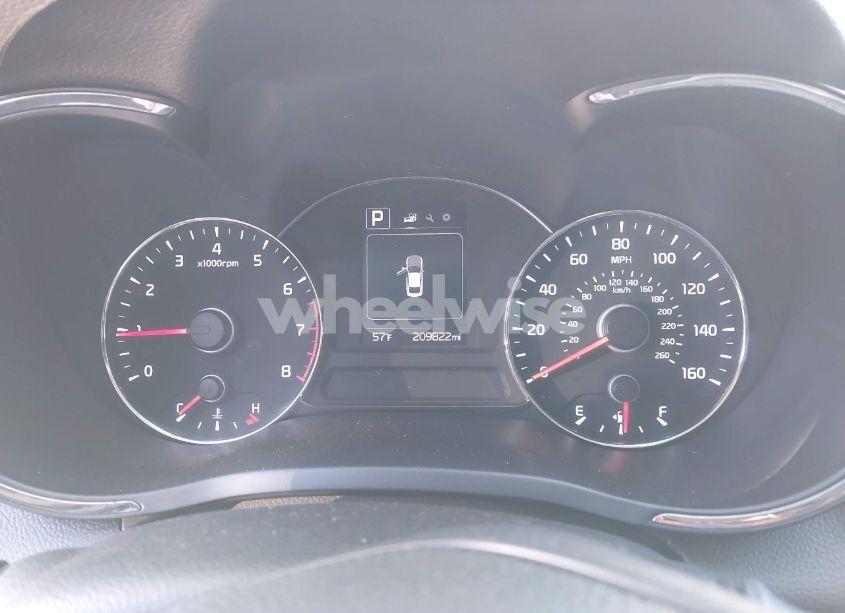 Photo 15 of 2017 Kia Forte LX (VIN 3KPFL4A79HE084567)