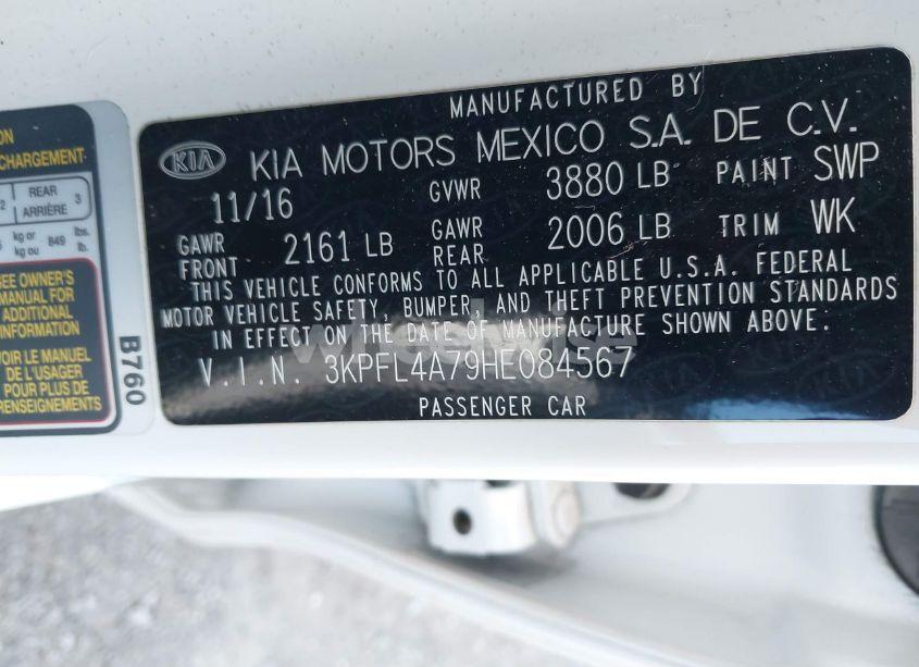 Photo 9 of 2017 Kia Forte LX (VIN 3KPFL4A79HE084567)