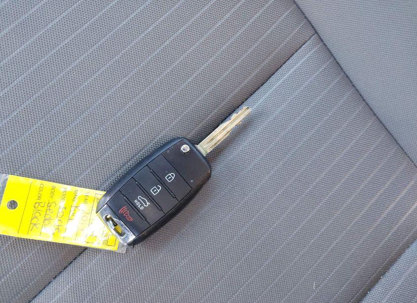 Photo 11 of 2017 Kia Forte LX (VIN 3KPFL4A79HE087937)