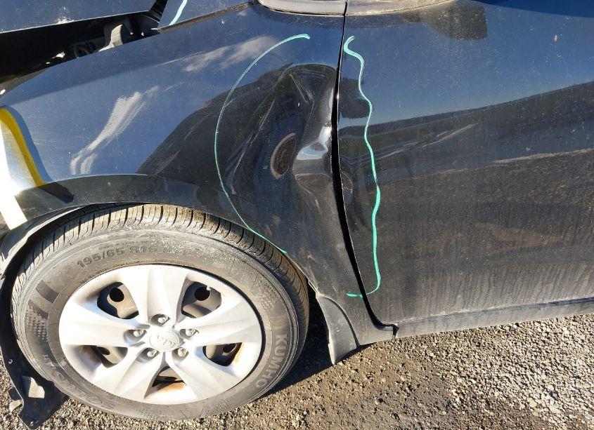 Photo 19 of 2017 Kia Forte LX (VIN 3KPFL4A79HE087937)