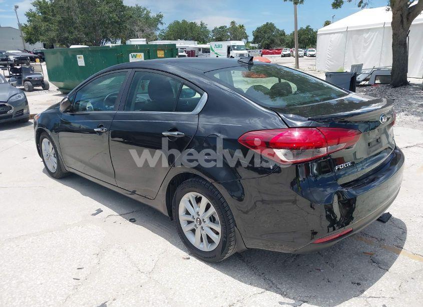 Photo 3 of 2017 Kia Forte S (VIN 3KPFL4A79HE095858)