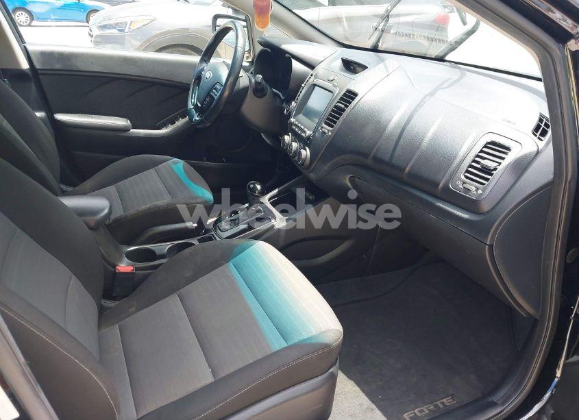 Photo 5 of 2017 Kia Forte S (VIN 3KPFL4A79HE095858)