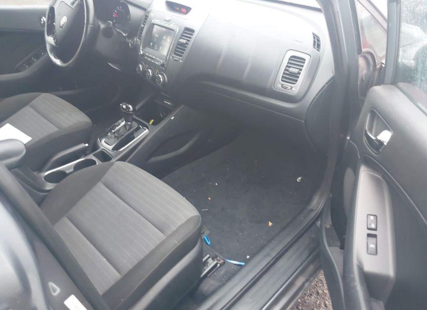 Photo 5 of 2017 Kia Forte S (VIN 3KPFL4A79HE111931)