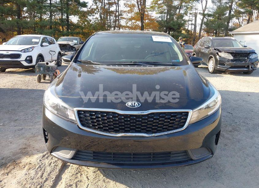 Photo 12 of 2017 Kia Forte LX (VIN 3KPFL4A79HE116028)