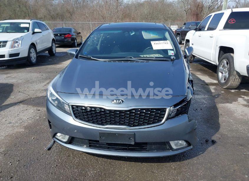 Photo 12 of 2018 Kia Forte S (VIN 3KPFL4A79JE194864)