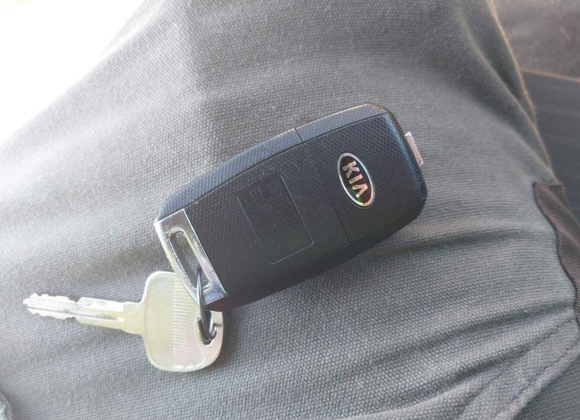 Photo 11 of 2018 Kia Forte S (VIN 3KPFL4A79JE215180)