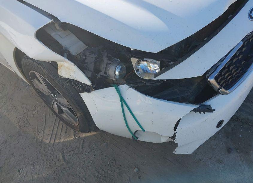 Photo 17 of 2018 Kia Forte S (VIN 3KPFL4A79JE215180)