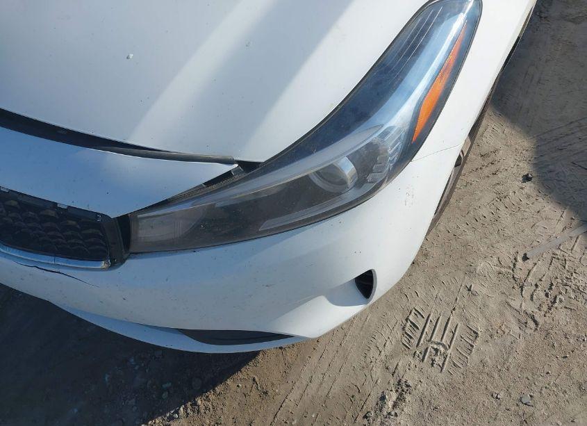 Photo 19 of 2018 Kia Forte S (VIN 3KPFL4A79JE215180)