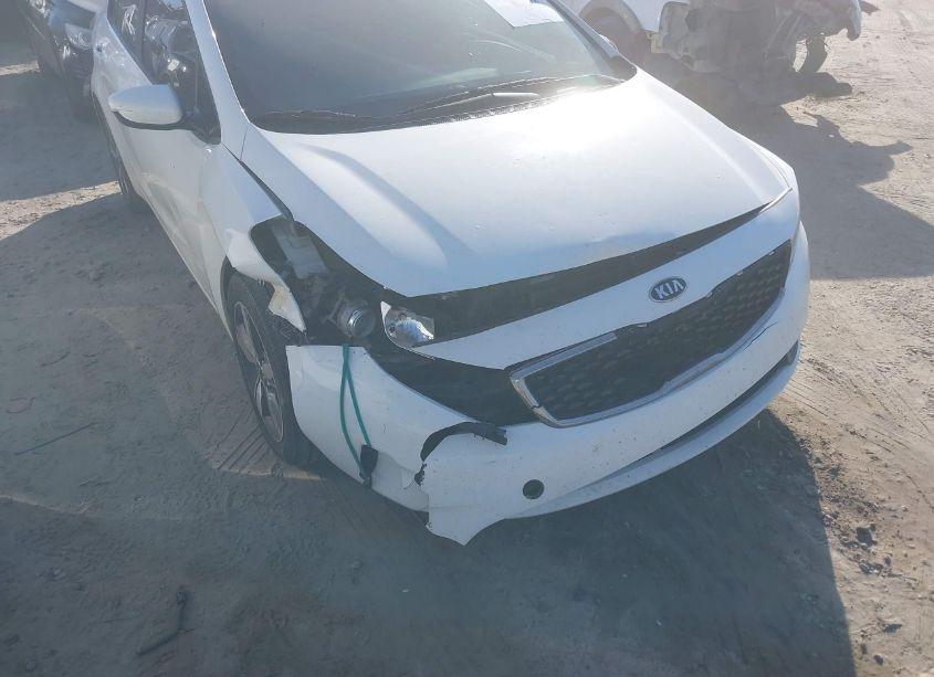 Photo 6 of 2018 Kia Forte S (VIN 3KPFL4A79JE215180)