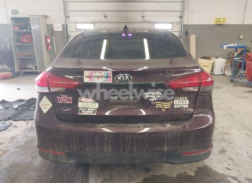 Photo 17 of 2018 Kia Forte LX (VIN 3KPFL4A79JE251337)