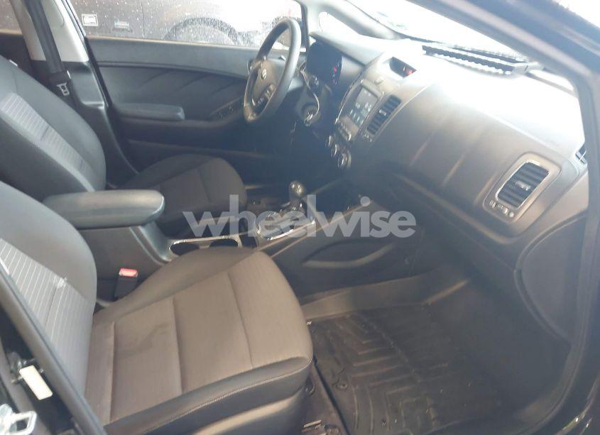 Photo 5 of 2018 Kia Forte LX (VIN 3KPFL4A79JE263858)