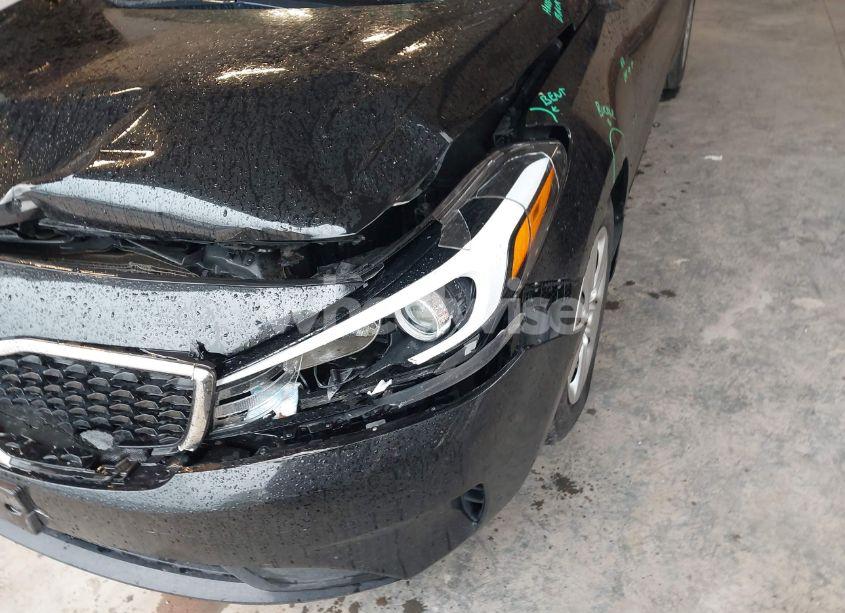 Photo 6 of 2018 Kia Forte LX (VIN 3KPFL4A79JE263858)