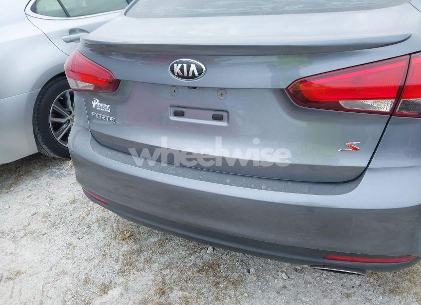 Photo 16 of 2017 Kia Forte S (VIN 3KPFL4A7XHE083069)