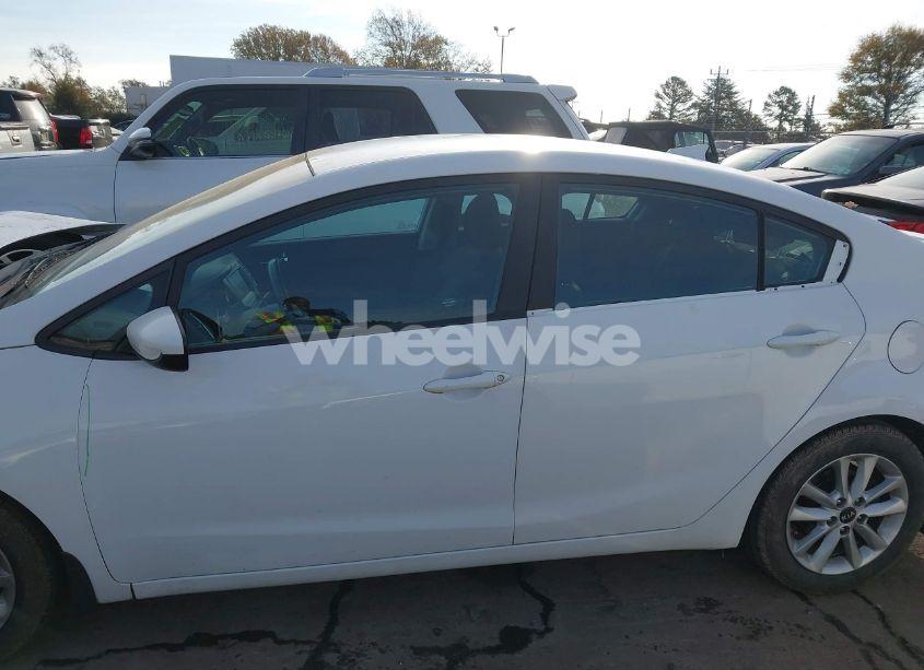 Photo 14 of 2017 Kia Forte S (VIN 3KPFL4A7XHE096520)