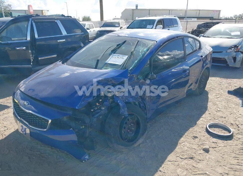 Photo 2 of 2017 Kia Forte LX (VIN 3KPFL4A7XHE110433)