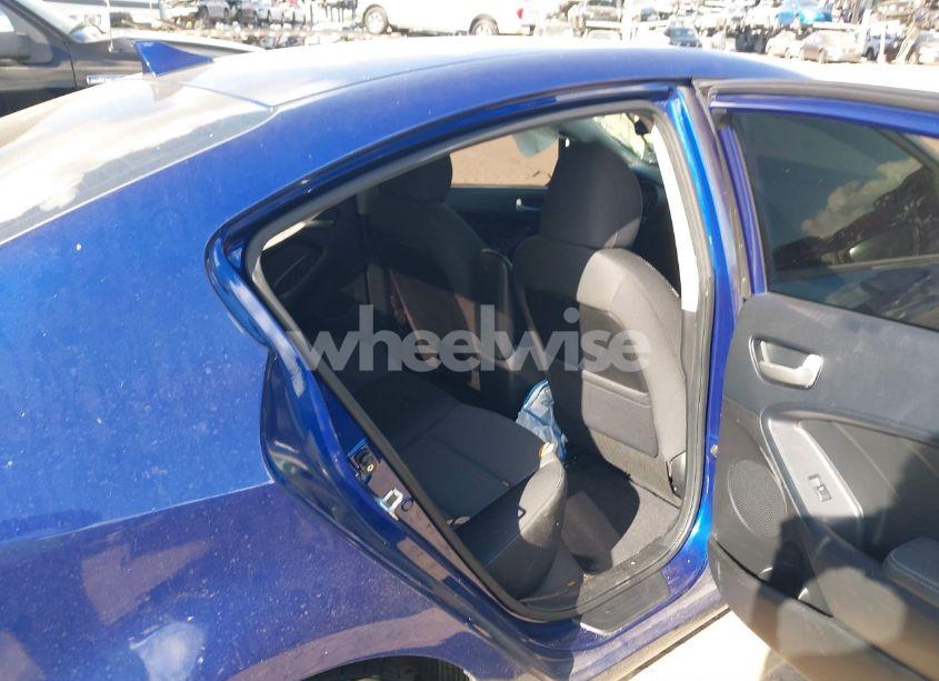 Photo 8 of 2017 Kia Forte LX (VIN 3KPFL4A7XHE110433)