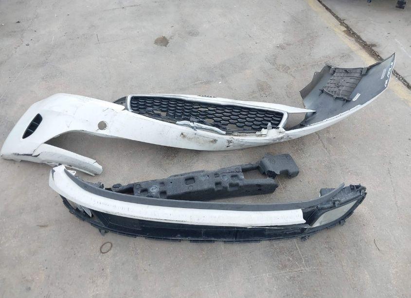 Photo 11 of 2017 Kia Forte S (VIN 3KPFL4A7XHE140922)