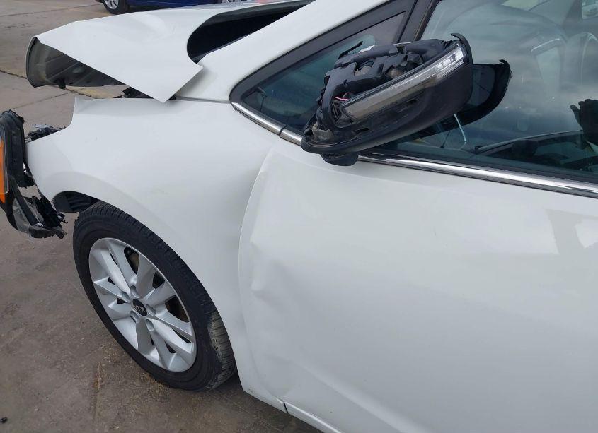 Photo 20 of 2017 Kia Forte S (VIN 3KPFL4A7XHE140922)