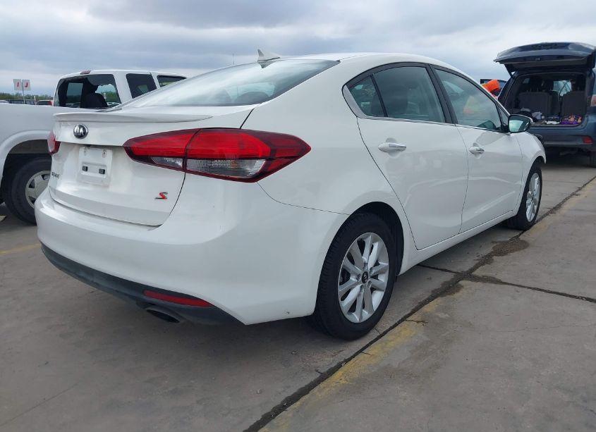 Photo 4 of 2017 Kia Forte S (VIN 3KPFL4A7XHE140922)