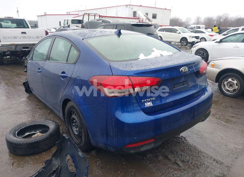 Photo 3 of 2017 Kia Forte LX (VIN 3KPFL4A7XHE145375)
