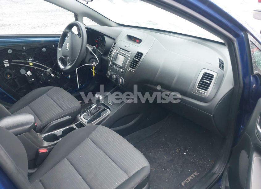 Photo 5 of 2017 Kia Forte LX (VIN 3KPFL4A7XHE145375)