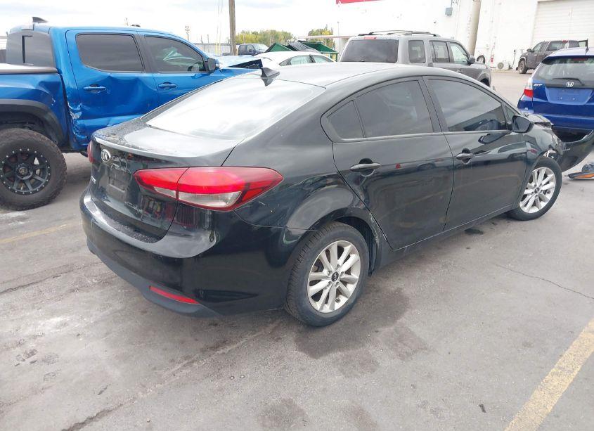 Photo 4 of 2017 Kia Forte LX (VIN 3KPFL4A7XHE150897)