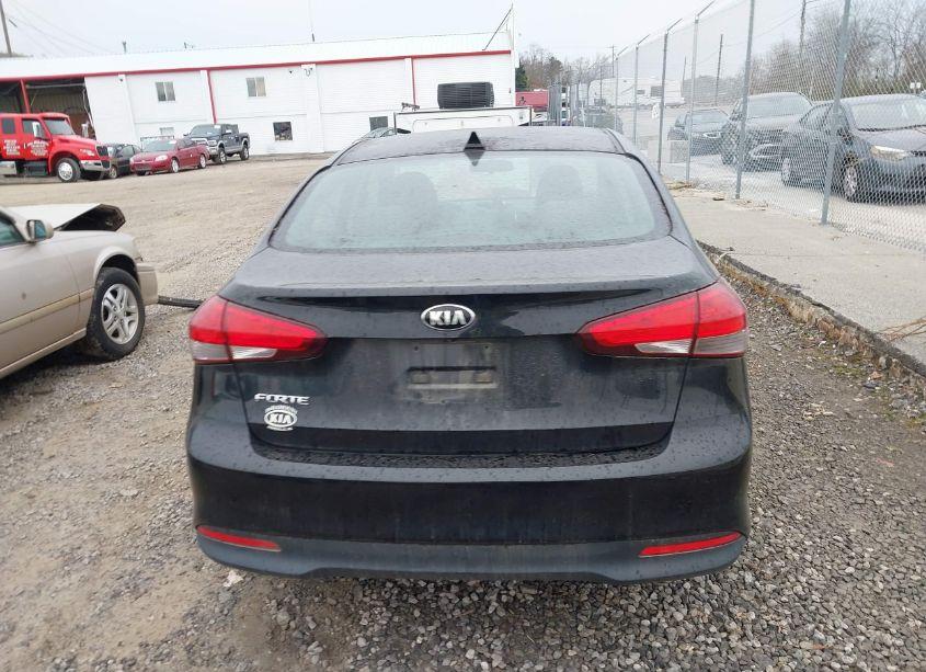 Photo 16 of 2018 Kia Forte LX (VIN 3KPFL4A7XJE170976)