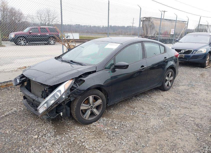 Photo 2 of 2018 Kia Forte LX (VIN 3KPFL4A7XJE170976)