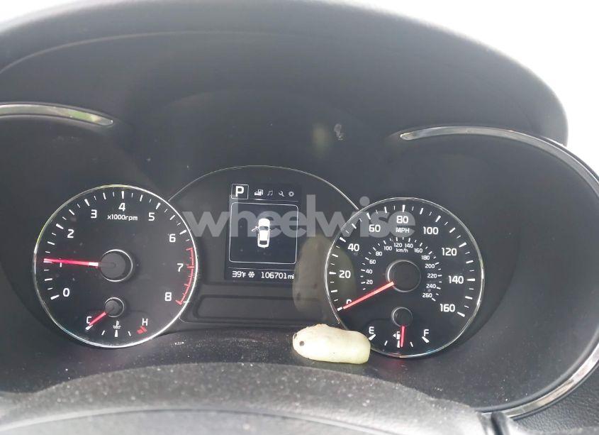 Photo 7 of 2018 Kia Forte S (VIN 3KPFL4A7XJE192332)