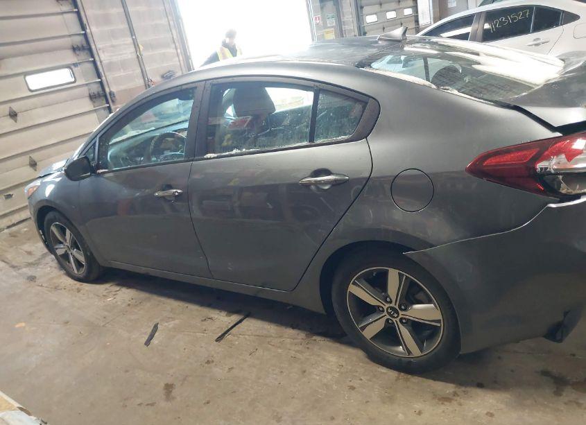 Photo 13 of 2018 Kia Forte S (VIN 3KPFL4A7XJE215656)