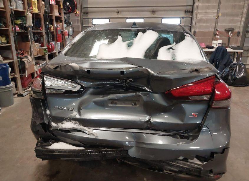 Photo 15 of 2018 Kia Forte S (VIN 3KPFL4A7XJE215656)