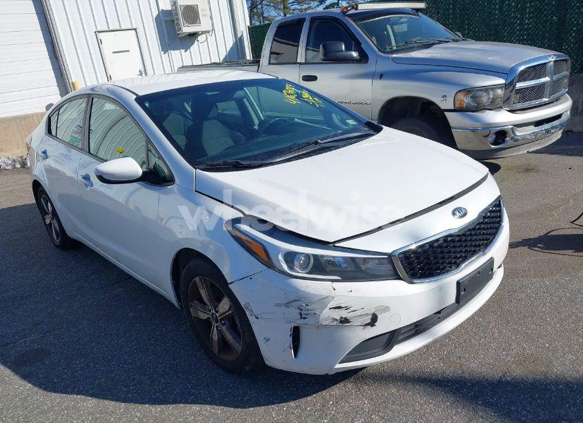 2018 Kia Forte LX (VIN 3KPFL4A7XJE246034) main photo
