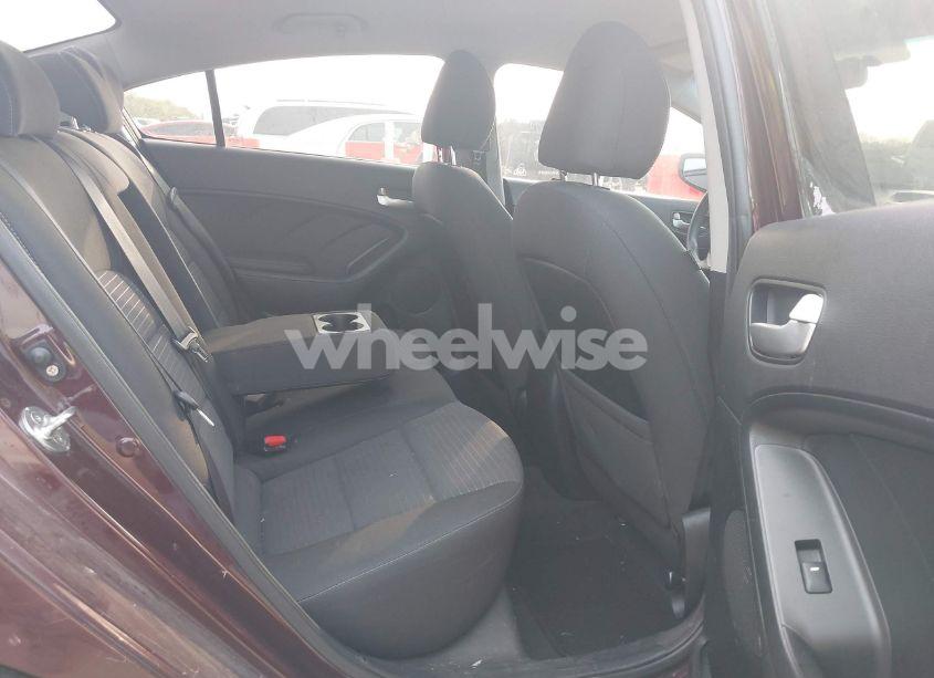 Photo 8 of 2018 Kia Forte LX (VIN 3KPFL4A7XJE251024)