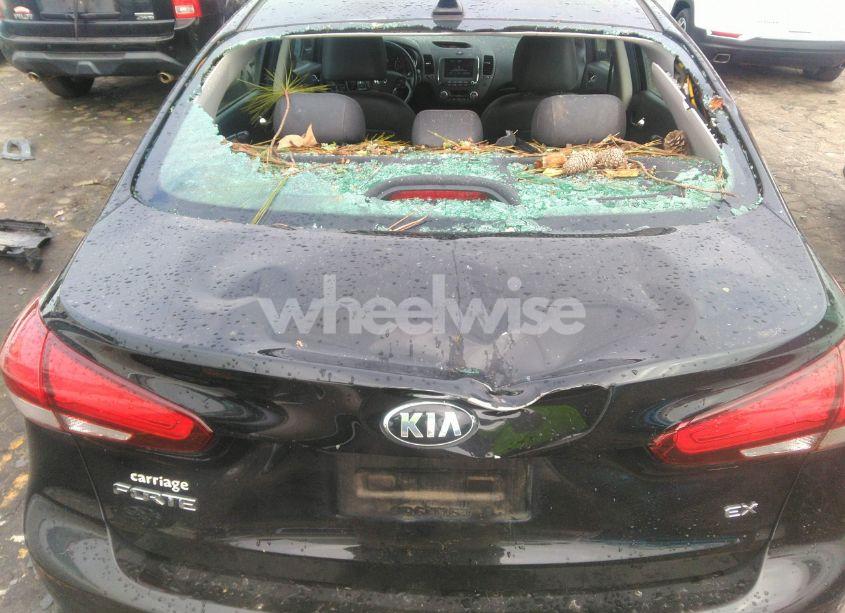 Photo 6 of 2017 Kia Forte EX (VIN 3KPFL4A81HE093871)