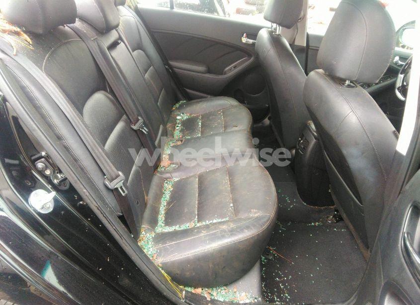 Photo 8 of 2017 Kia Forte EX (VIN 3KPFL4A81HE093871)