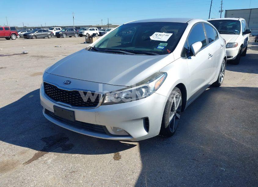 Photo 2 of 2017 Kia Forte EX (VIN 3KPFL4A84HE055468)