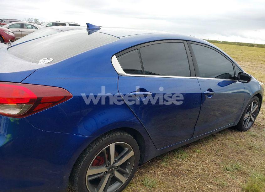 Photo 13 of 2017 Kia Forte EX (VIN 3KPFL4A84HE073405)