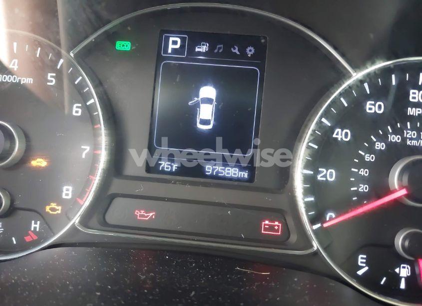 Photo 16 of 2017 Kia Forte EX (VIN 3KPFL4A84HE112333)