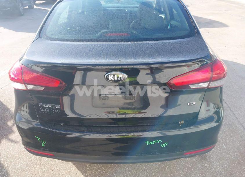 Photo 17 of 2017 Kia Forte EX (VIN 3KPFL4A84HE112333)