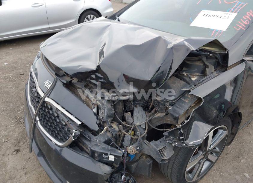 Photo 6 of 2017 Kia Forte EX (VIN 3KPFL4A87HE119275)