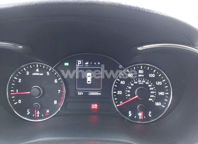 Photo 7 of 2017 Kia Forte EX (VIN 3KPFL4A87HE119275)