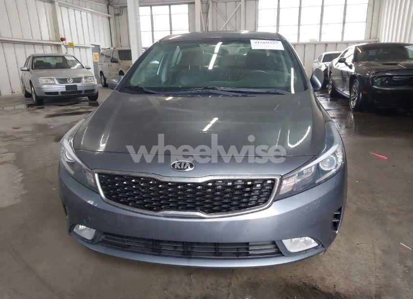 Photo 12 of 2018 Kia Forte EX (VIN 3KPFL4A88JE249457)