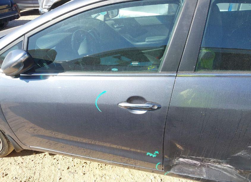 Photo 14 of 2018 Kia Forte EX (VIN 3KPFL4A89JE195702)