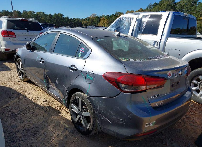 Photo 3 of 2018 Kia Forte EX (VIN 3KPFL4A89JE195702)