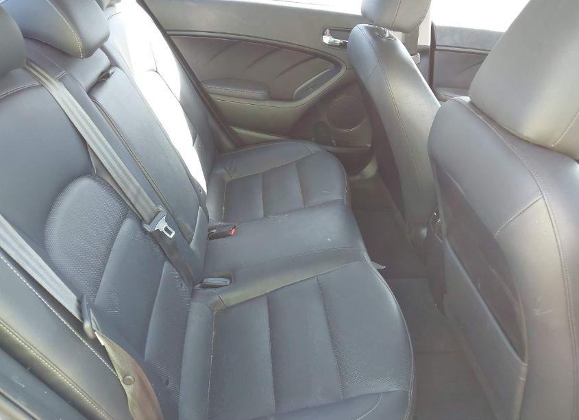 Photo 8 of 2018 Kia Forte EX (VIN 3KPFL4A89JE195702)