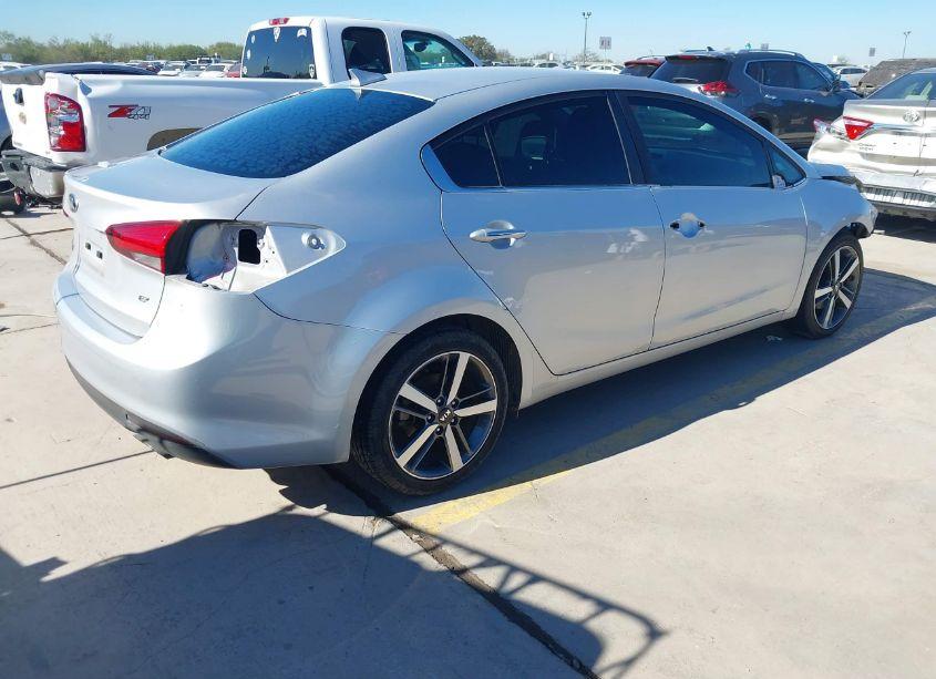 Photo 4 of 2017 Kia Forte EX (VIN 3KPFL4A8XHE088720)